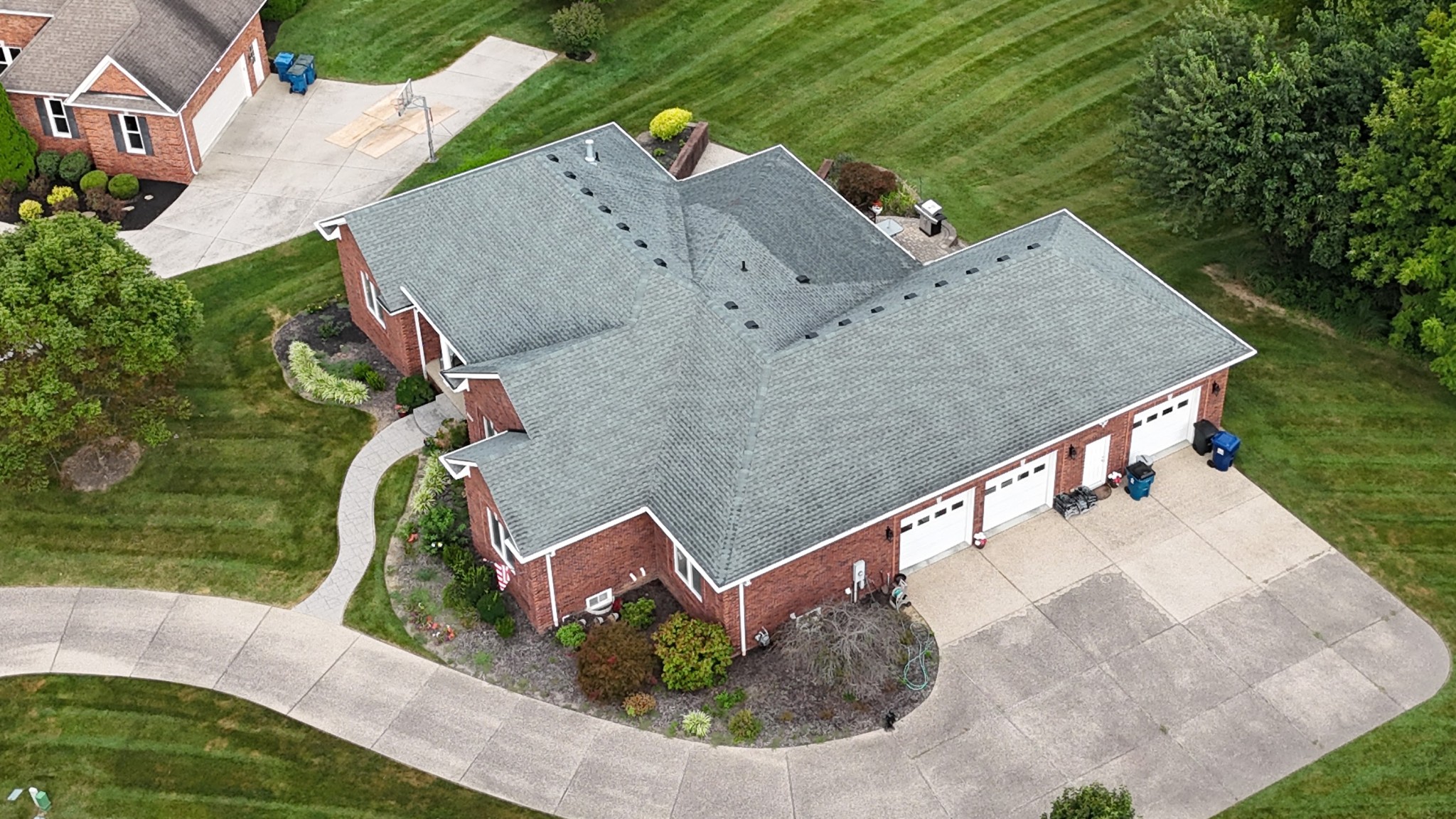 Elmes Roofing Provides Expertise and Craftsmanship in Every Project