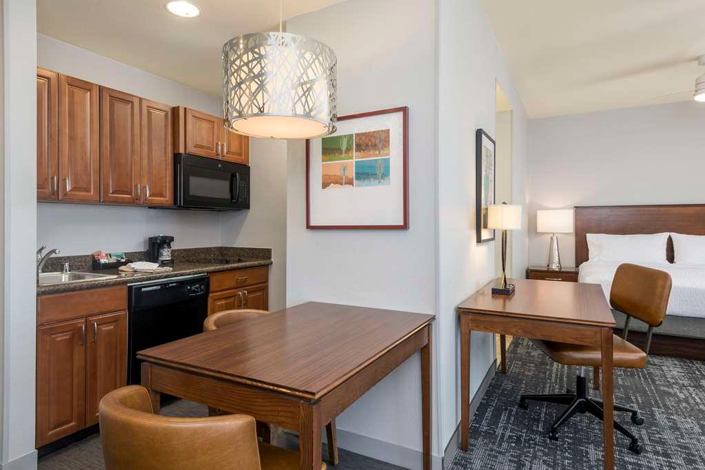 Guest room Homewood Suites by Hilton Phoenix North-Happy Valley Phoenix (623)580-1800