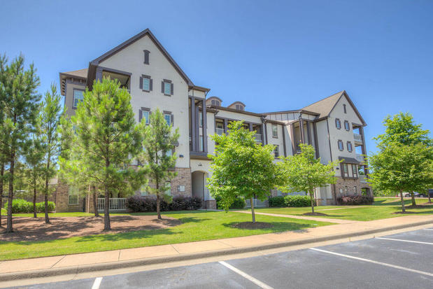 Images The Ridge at Chenal Valley Apartments