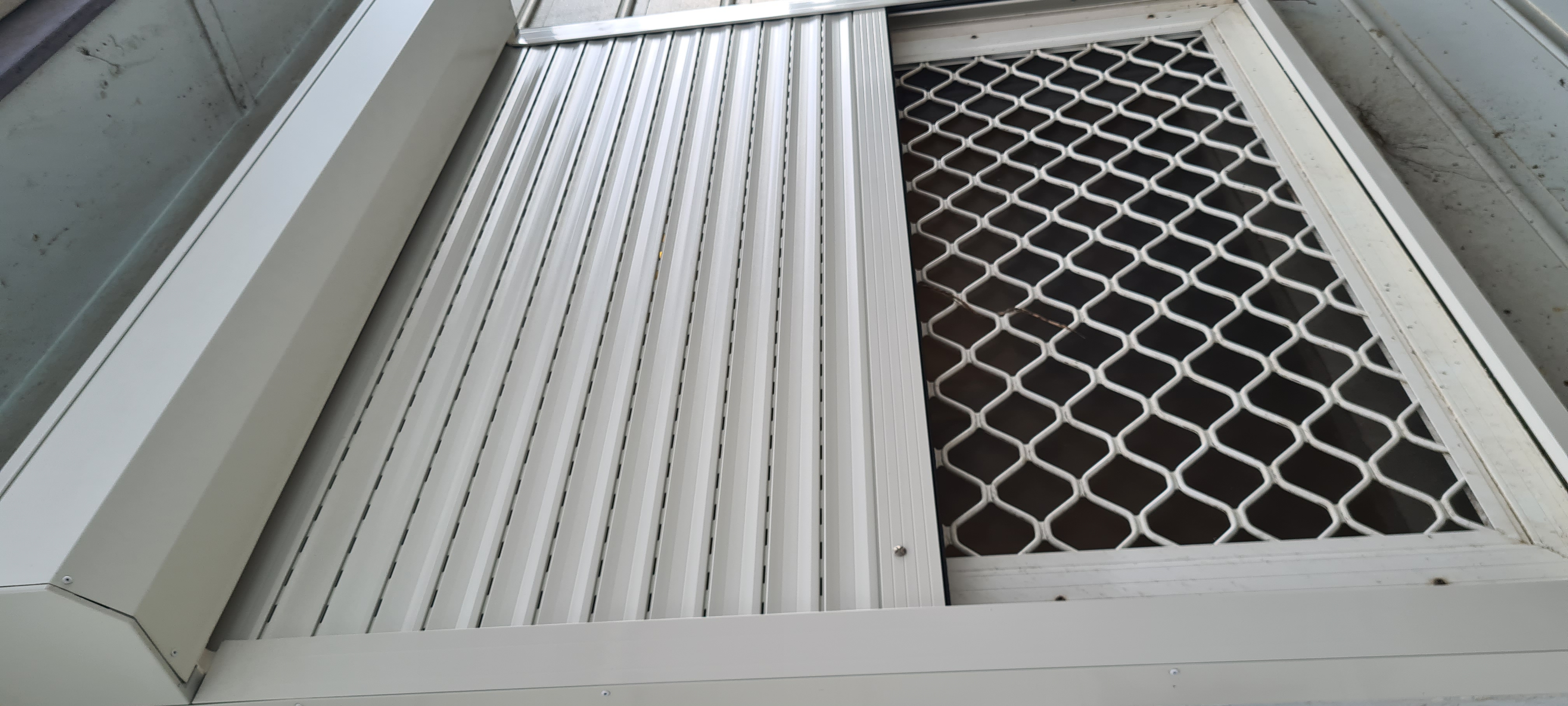 Images Wollongong Roller Shutters PTY Ltd.