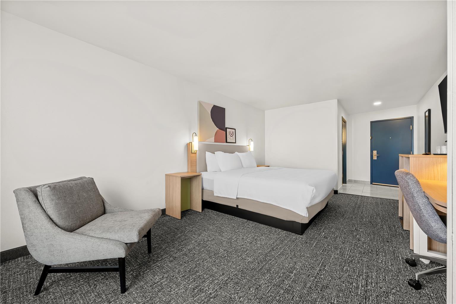 Guest room