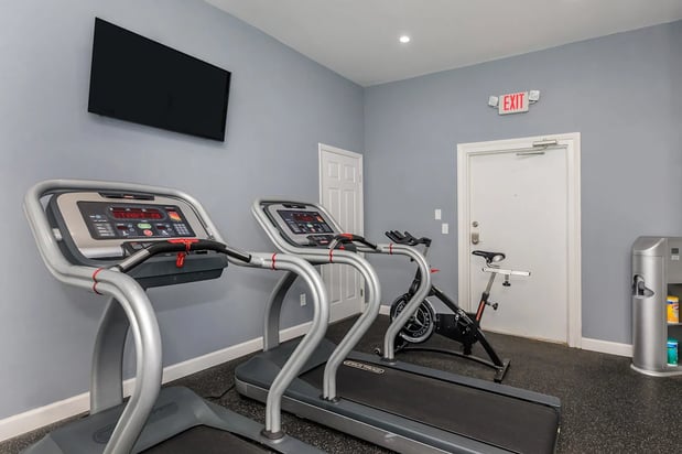 Images Sawgrass Apartments