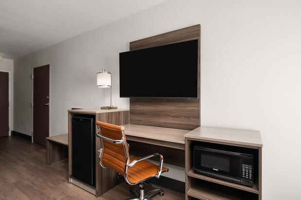 Images Garner Hotel Augusta West by IHG