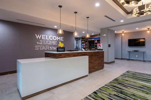 Images Hampton Inn & Suites Dallas East