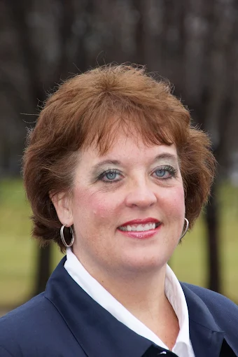 Rachel Huls, Realtor - REMAX Results