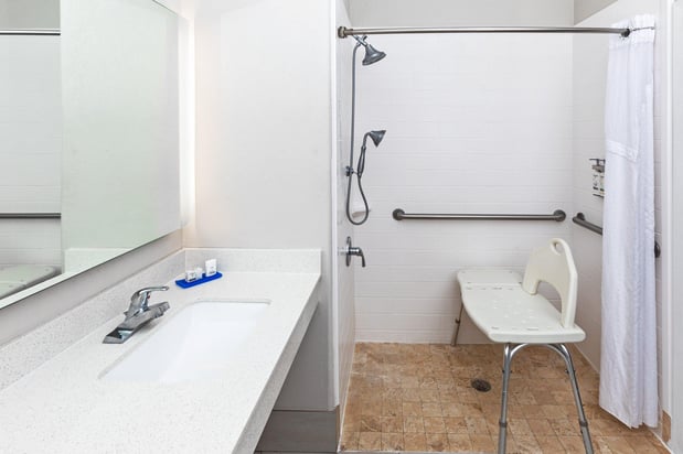 Images Holiday Inn Express & Suites Lafayette-South by IHG