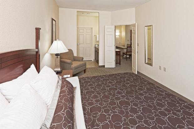 Images Staybridge Suites Oklahoma City Airport by IHG