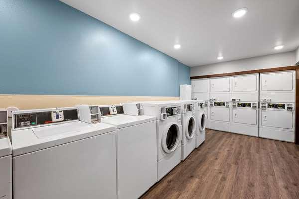 Images WoodSpring Suites Hobbs