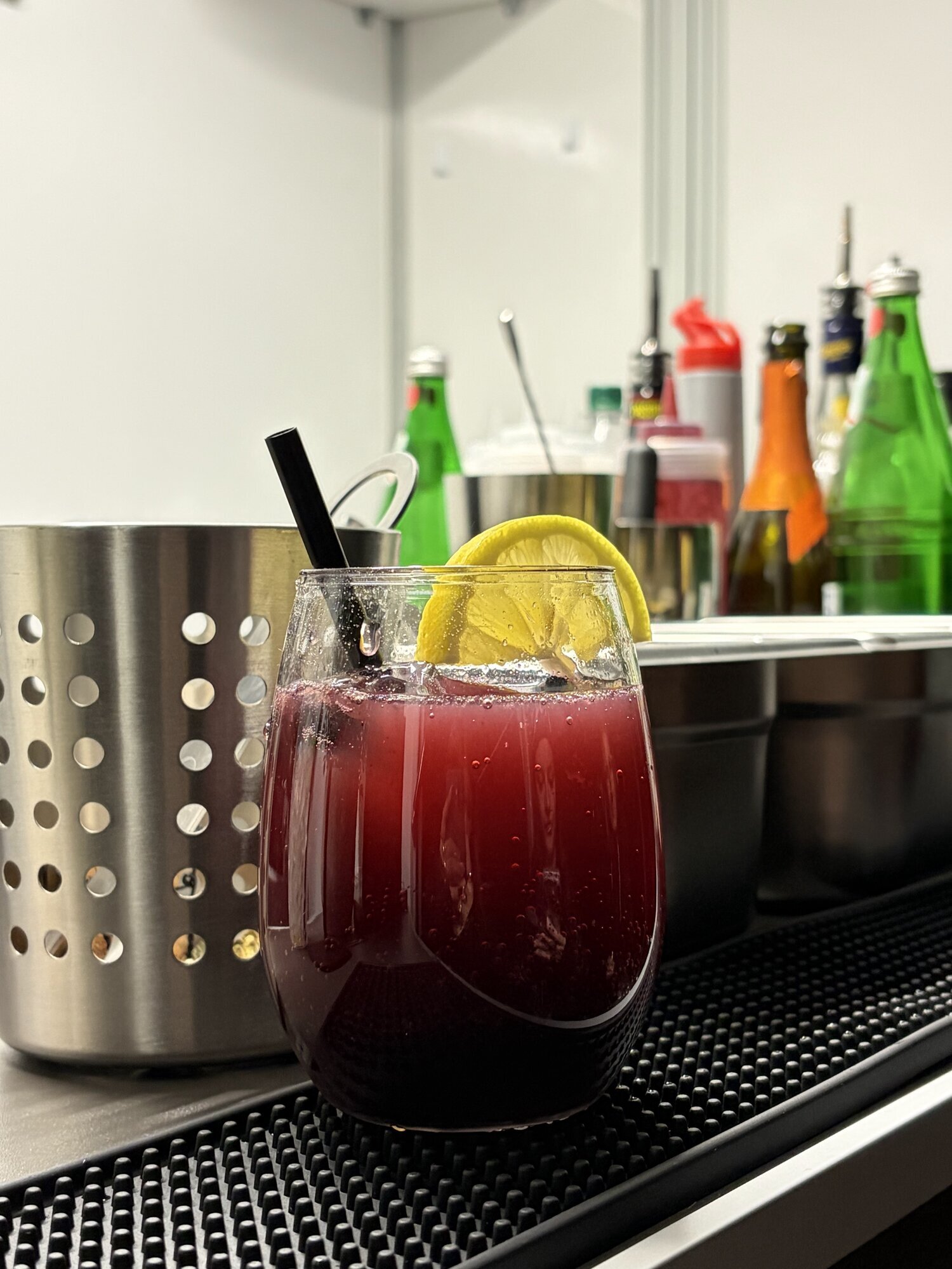 Luigis Dolce Vita, In der Auen 9 in Niederkassel