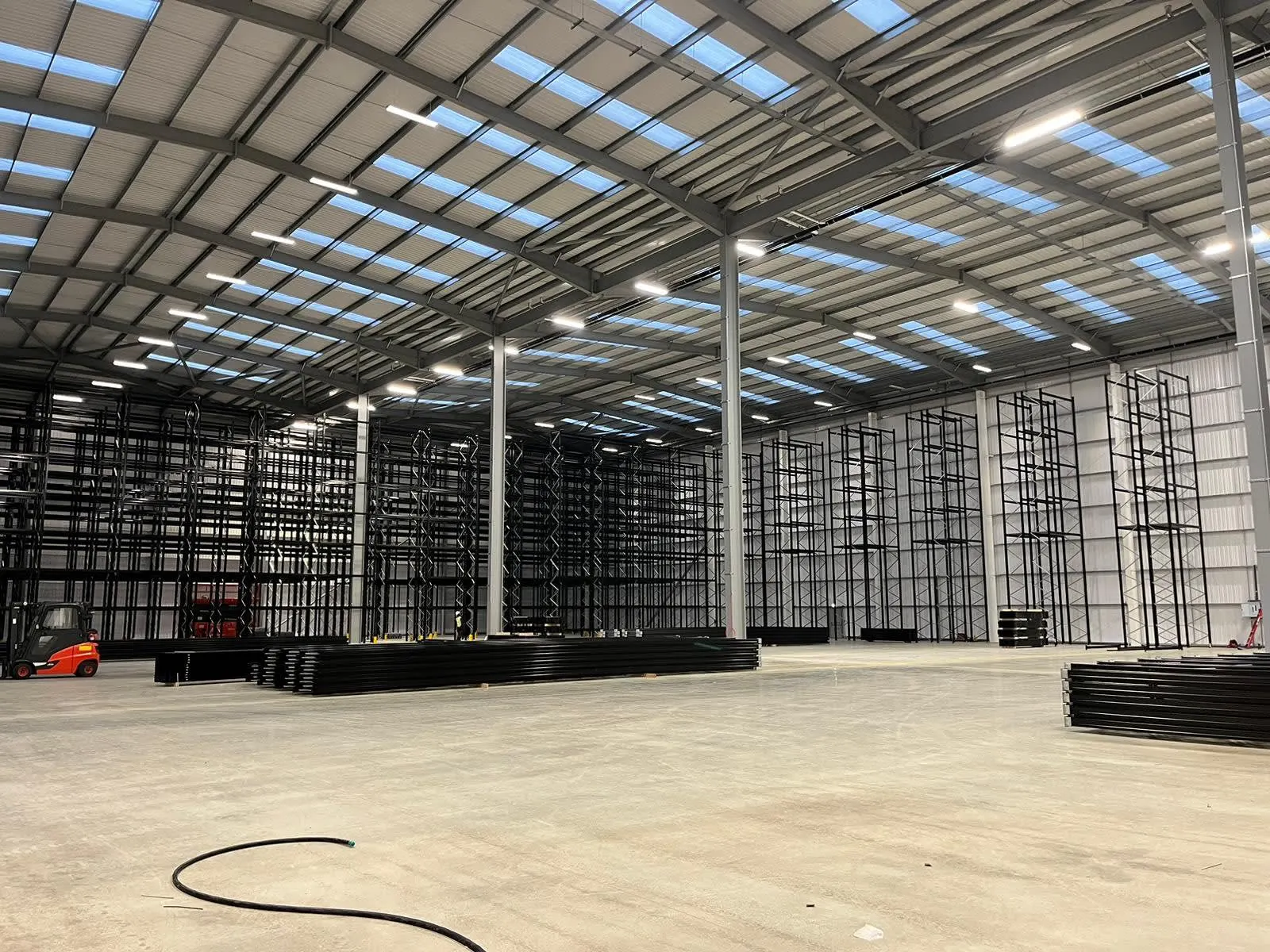 Images JP Storage Solutions Ltd
