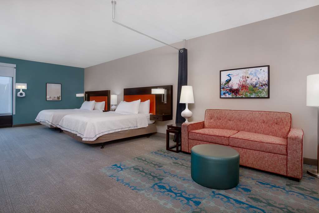 Guest room