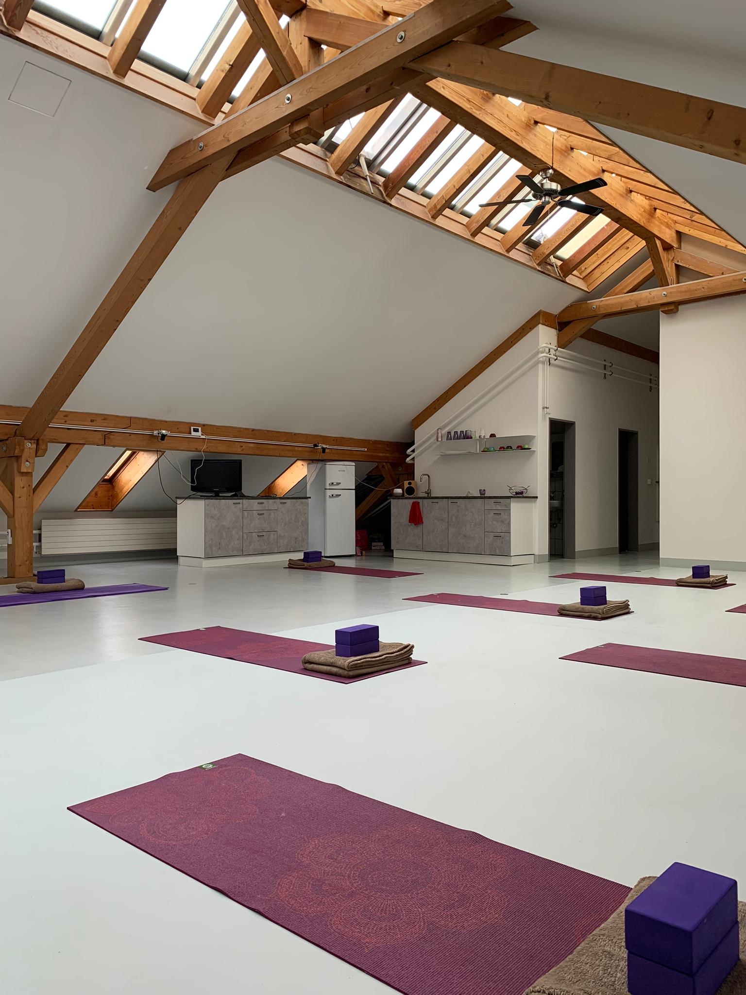 Yoga & Pilates Studio Furttal, Moosäckerstr. 71 in Regensdorf
