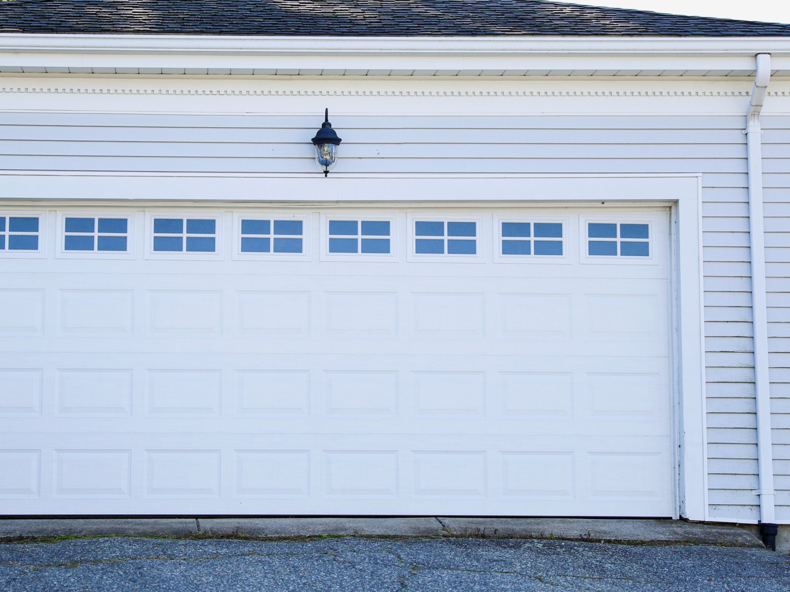 Ontrak garage doors