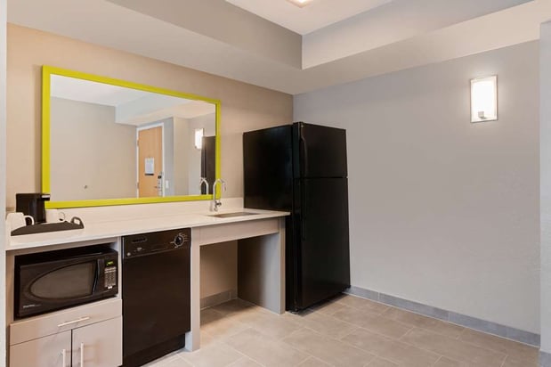 Images Hampton Inn & Suites Fort Myers Beach/Sanibel Gateway