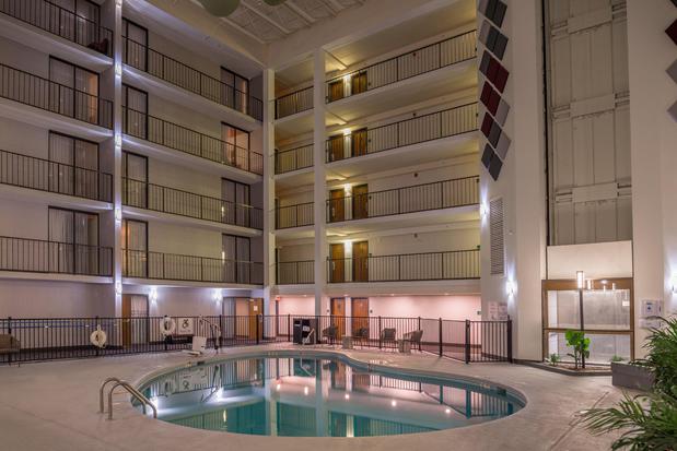 Images Holiday Inn Auburn-Finger Lakes Region by IHG