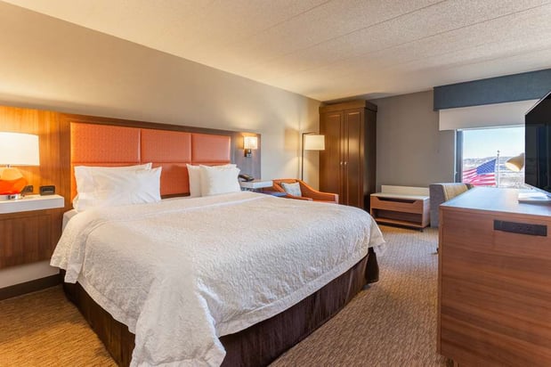 Images Hampton Inn Madison East
