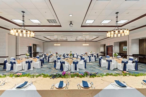 Images DoubleTree by Hilton Front Royal Blue Ridge Shadows