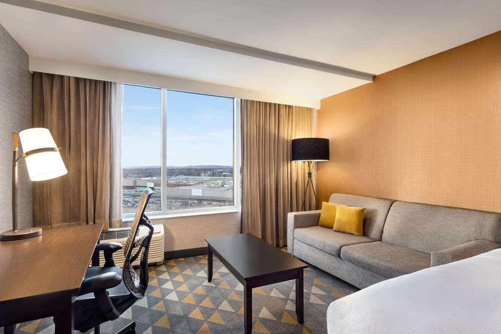 Images DoubleTree by Hilton Pointe Claire Montreal Airport West