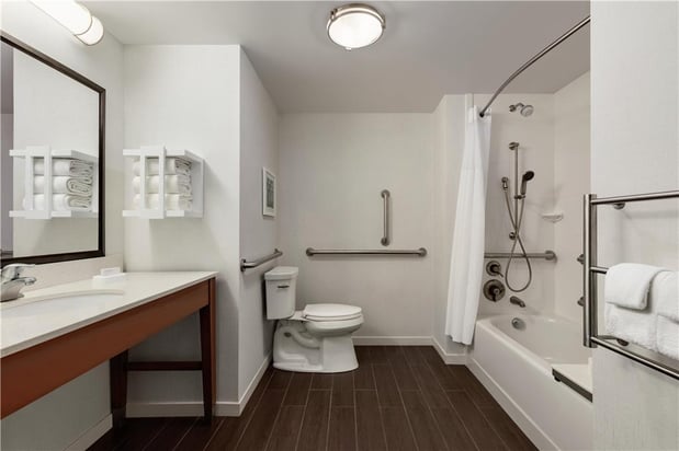 Images Hampton Inn & Suites Pittsburgh/Harmarville