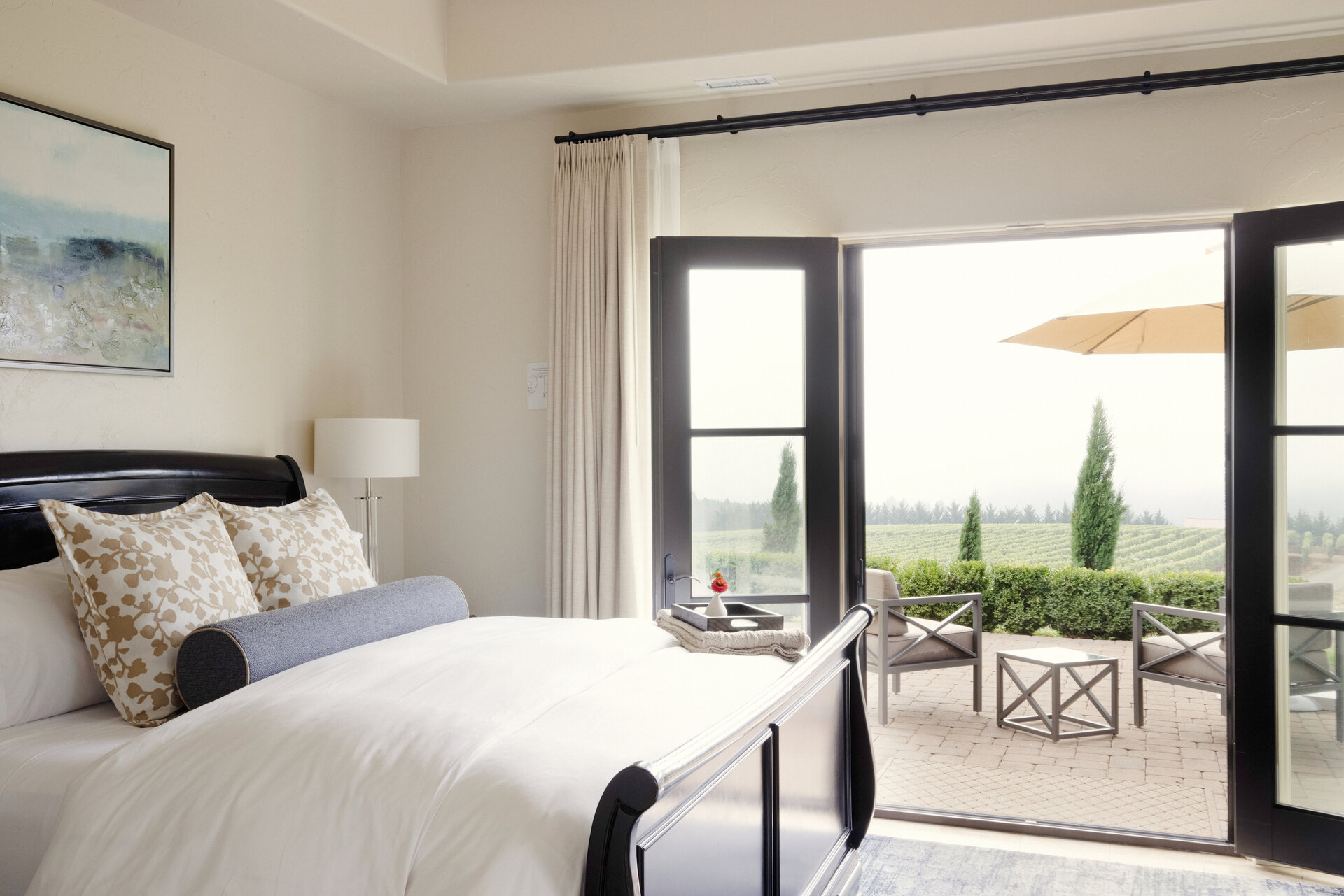 Black Walnut Inn & Vineyard Image