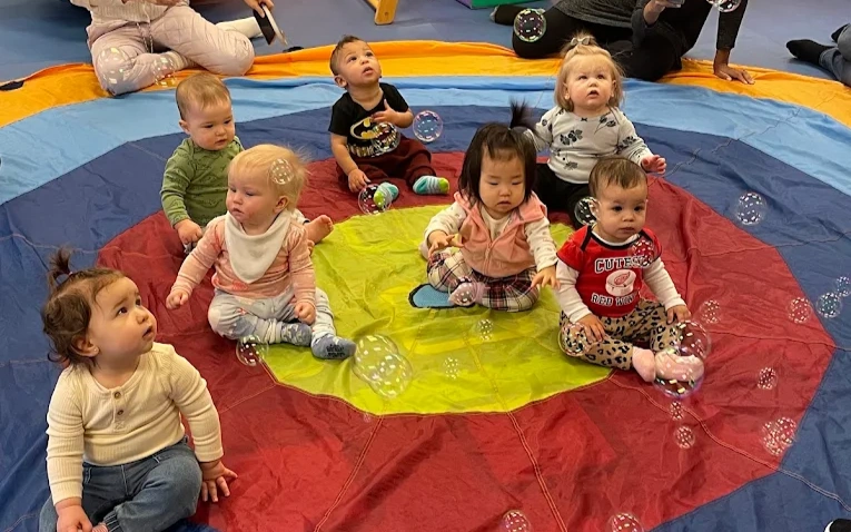 Let your child discover the joy of making music by tapping a drum and experimenting with rhythm. Our children’s music classes in Rochester Hills support listening, coordination, and self-expression through hands-on musical play.