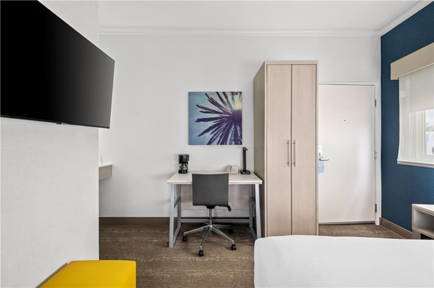 Images SureStay by Best Western Santa Monica