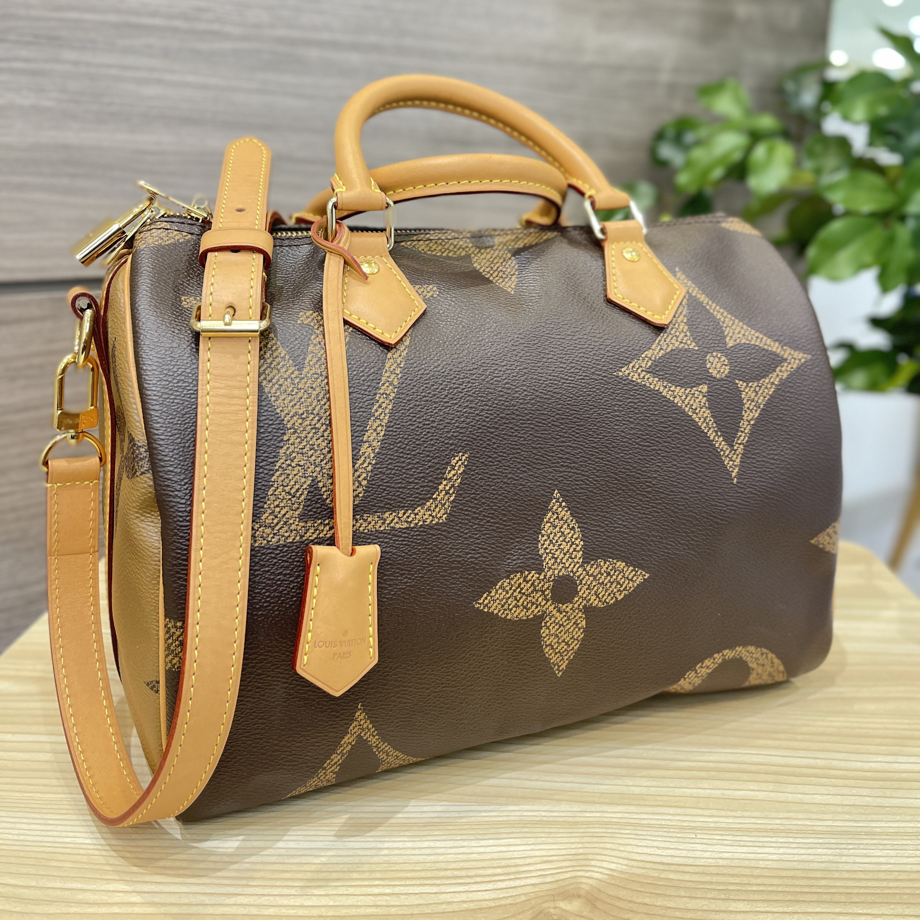 Images KOMEHYO（コメ兵）買取センターアスピア明石