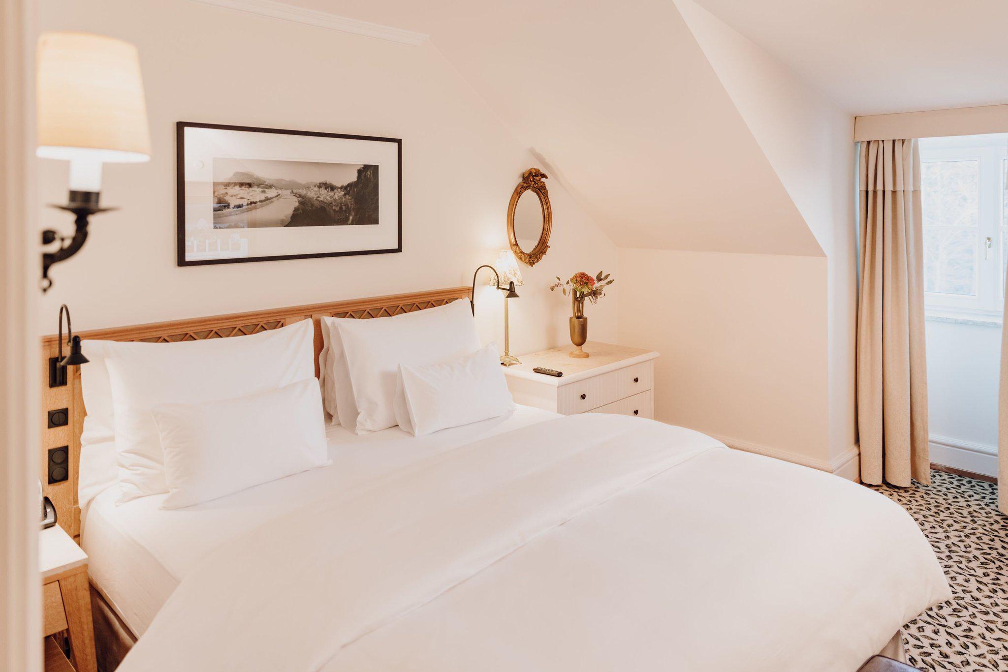 Schloss Fuschl, a Luxury Collection Resort & Spa, Fuschlsee-Salzburg, Schloss Strasse 19 in Hof Bei Salzburg