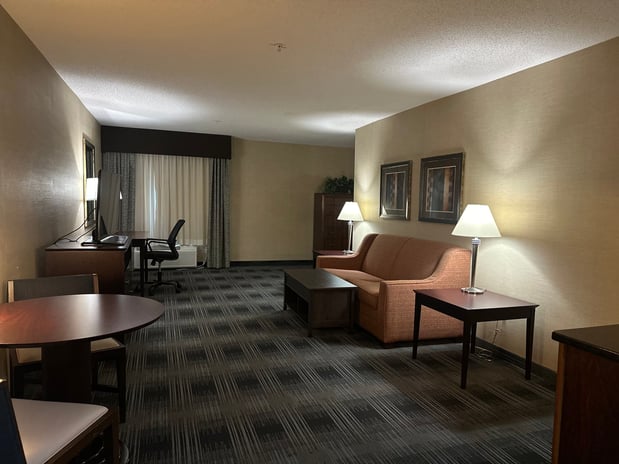 Images Holiday Inn Express & Suites Meriden by IHG