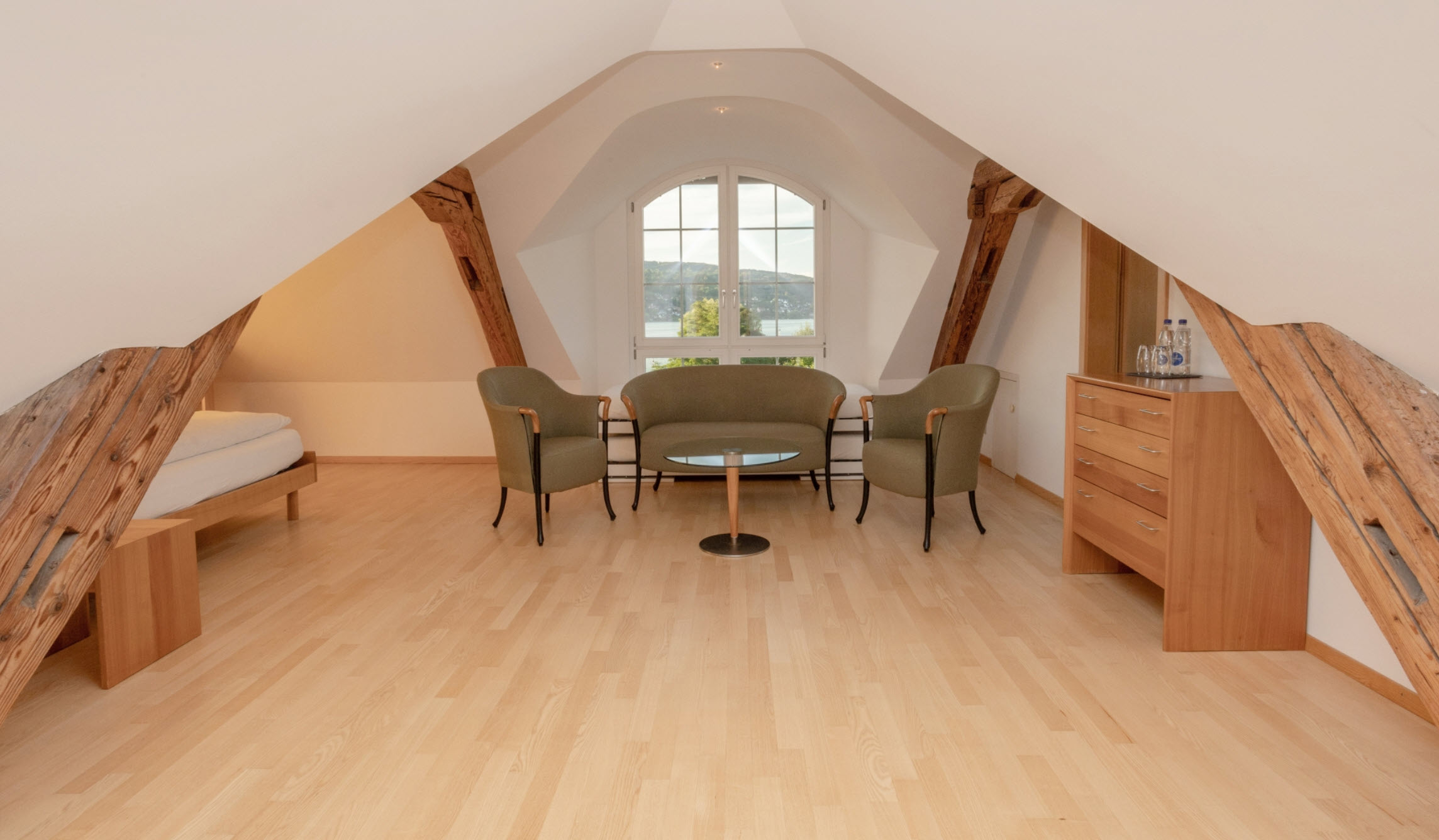 Gasthof & Hotel zum Schiff, Seestrasse 3 in Mammern