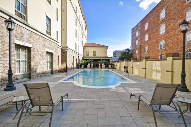 Images Hampton Inn & Suites Savannah Historic District