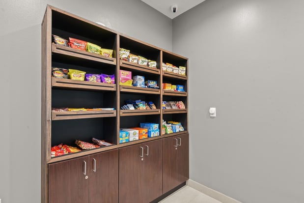 Images Holiday Inn Gonzales by IHG