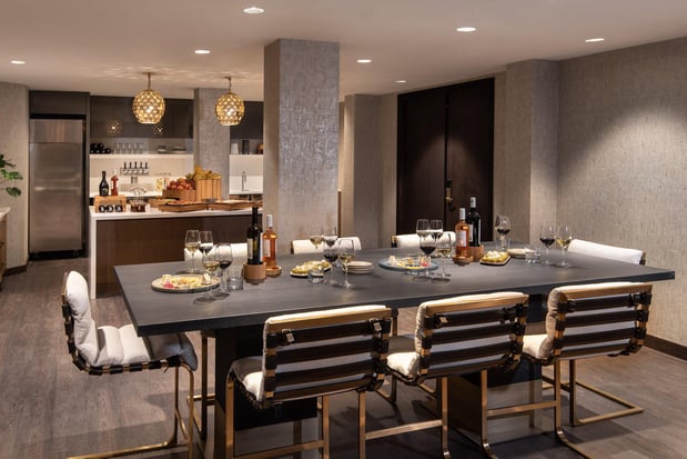 Images Vignette Collection Yours Truly DC by IHG