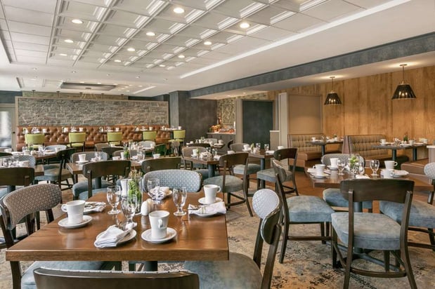 Images DoubleTree by Hilton McLean Tysons
