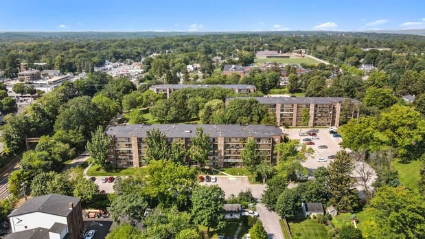 Images Main Line Berwyn Apartments