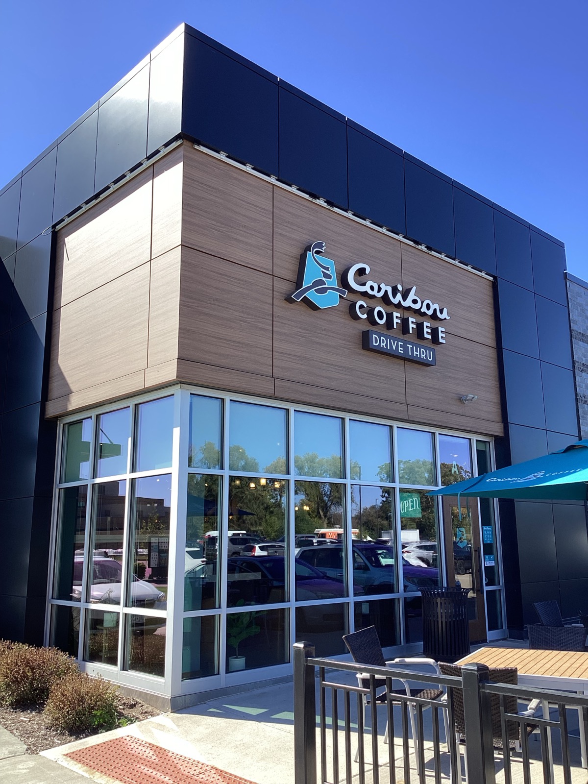 Storefront of the Caribou Coffee at 845 Vikings Pkwy in Eagan