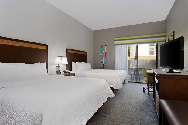 Images Hampton Inn & Suites Fort Myers Beach/Sanibel Gateway