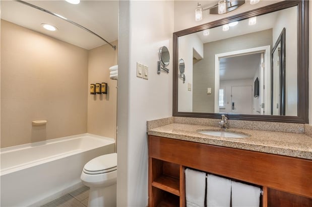 Images Best Western Plus Clocktower Inn