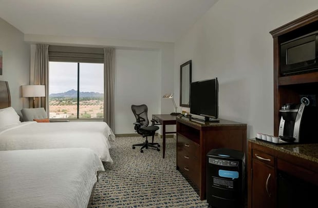 Images Hilton Garden Inn Phoenix Airport North