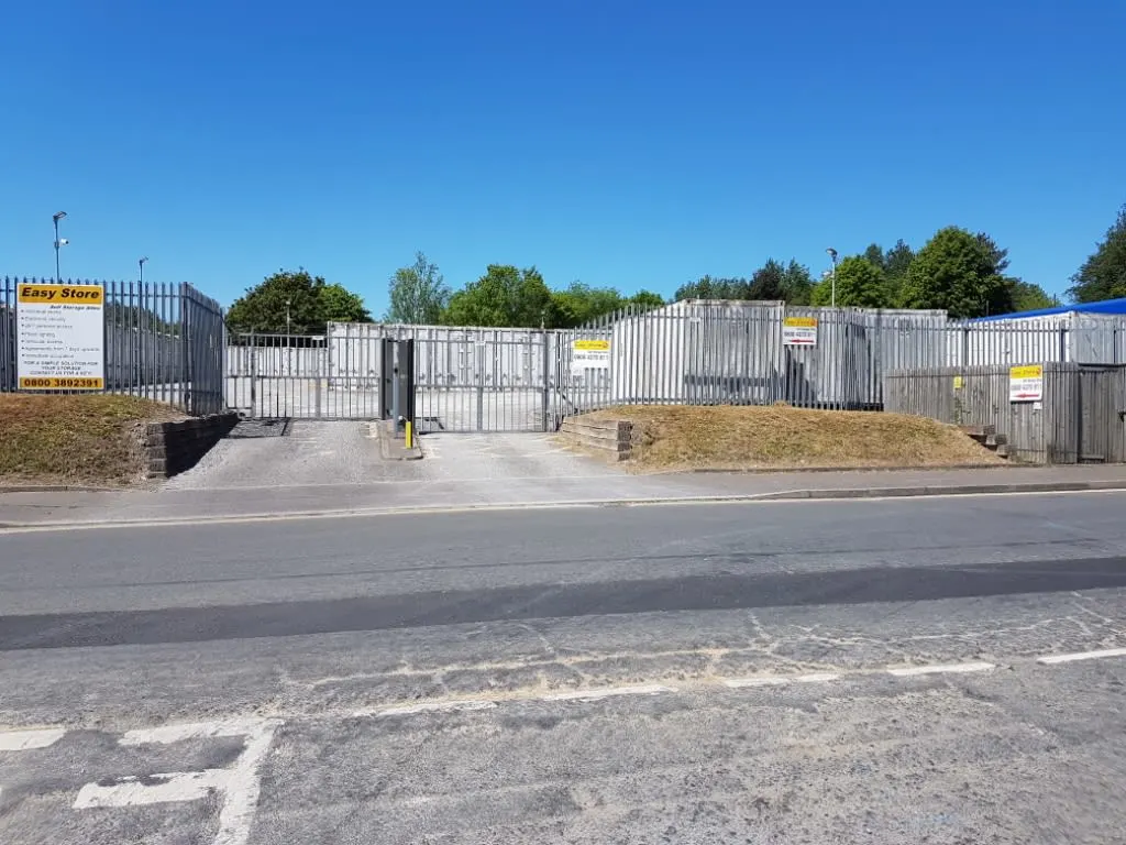 Images Easy Store 24/7