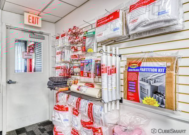 Images CubeSmart Self Storage