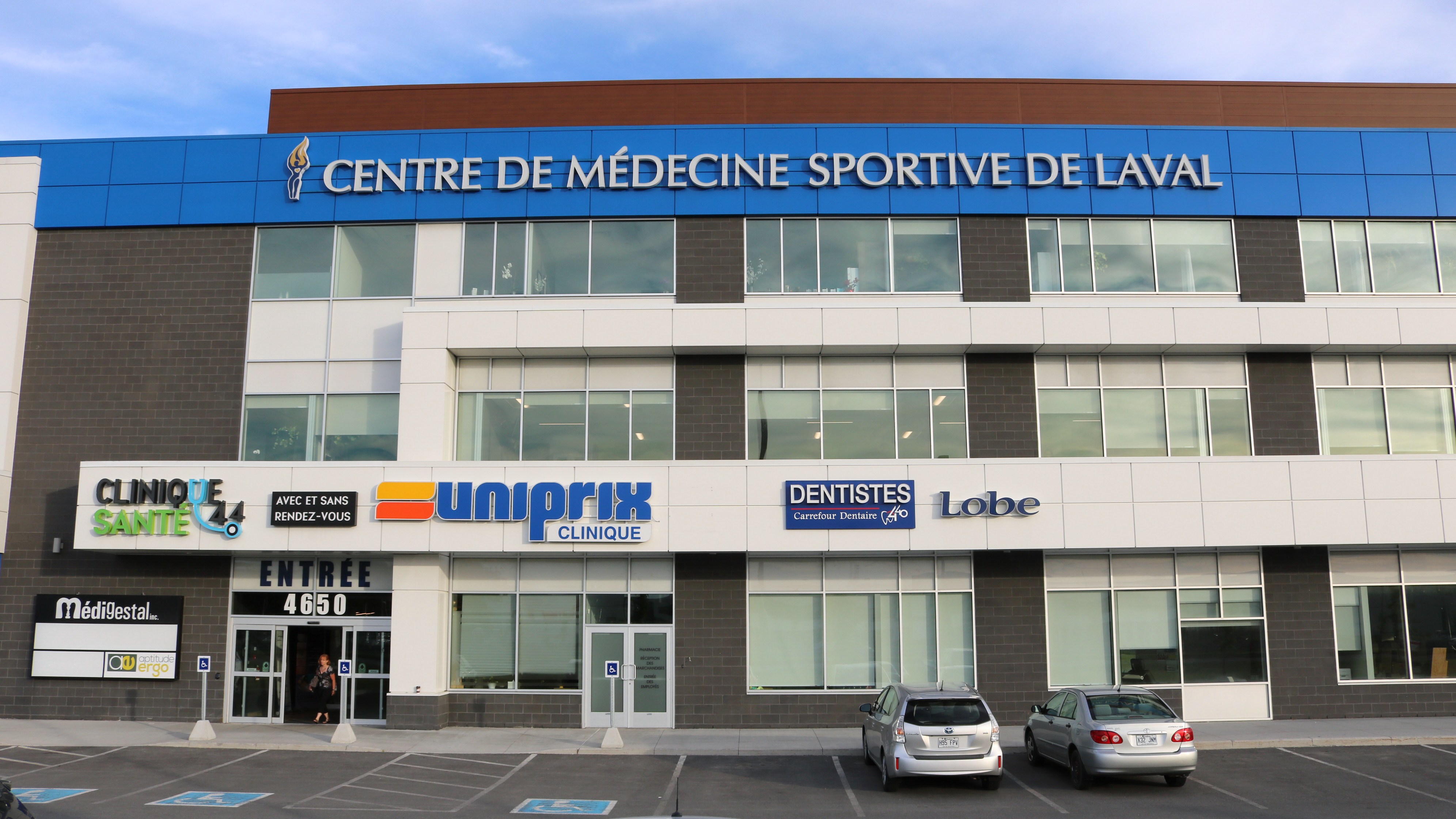 Images Carrefour Dentaire 440 - Invisalign, Dentiste Laval