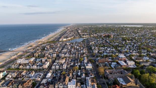 Images 400 Lake at Asbury Park