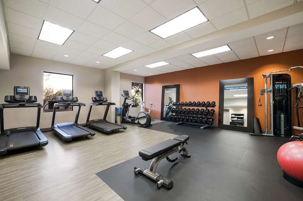 Images Hampton Inn McHenry