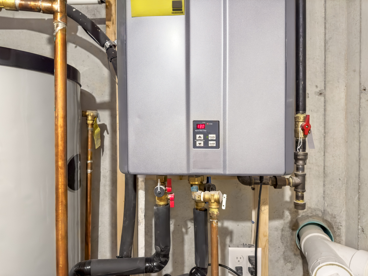 Tankless gas water heater