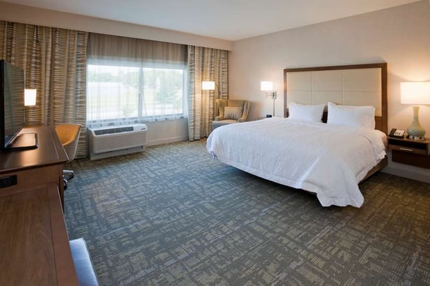 Images Hampton Inn Spicer Green Lake