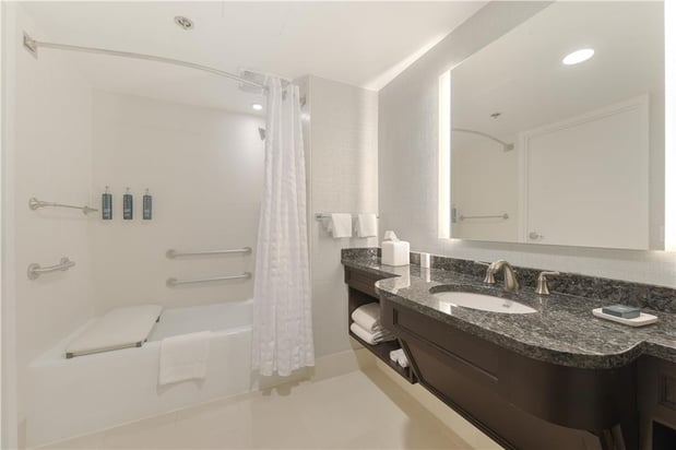 Images Capital Hilton