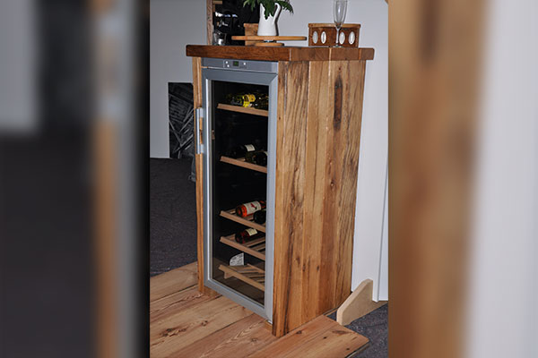 Tischlerei Springhirsch Inh. Ole Kohn, Itzehoer Chaussee 3 in Brinjahe