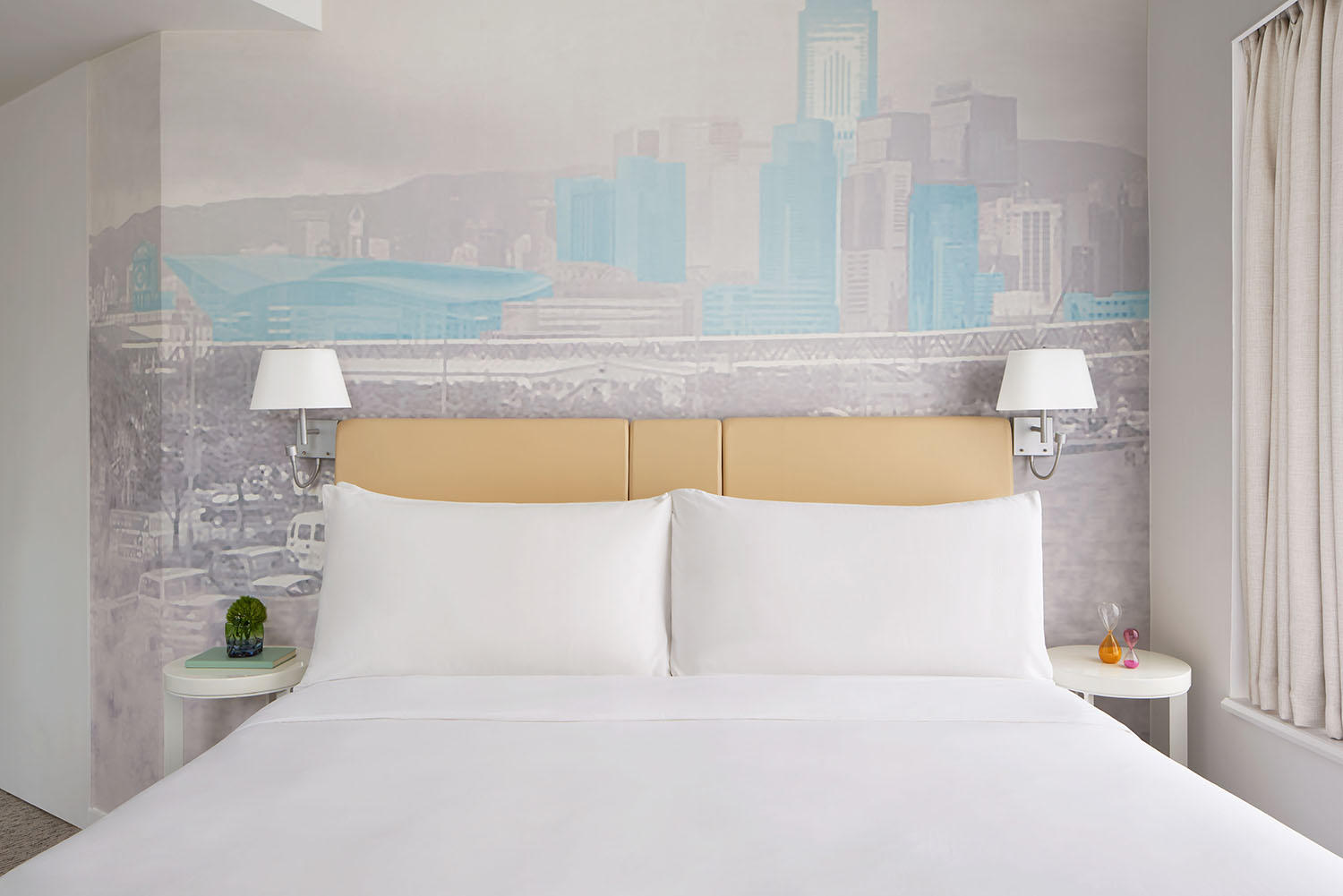 Images Ying'nFlo, Wesley Admiralty, Hong Kong