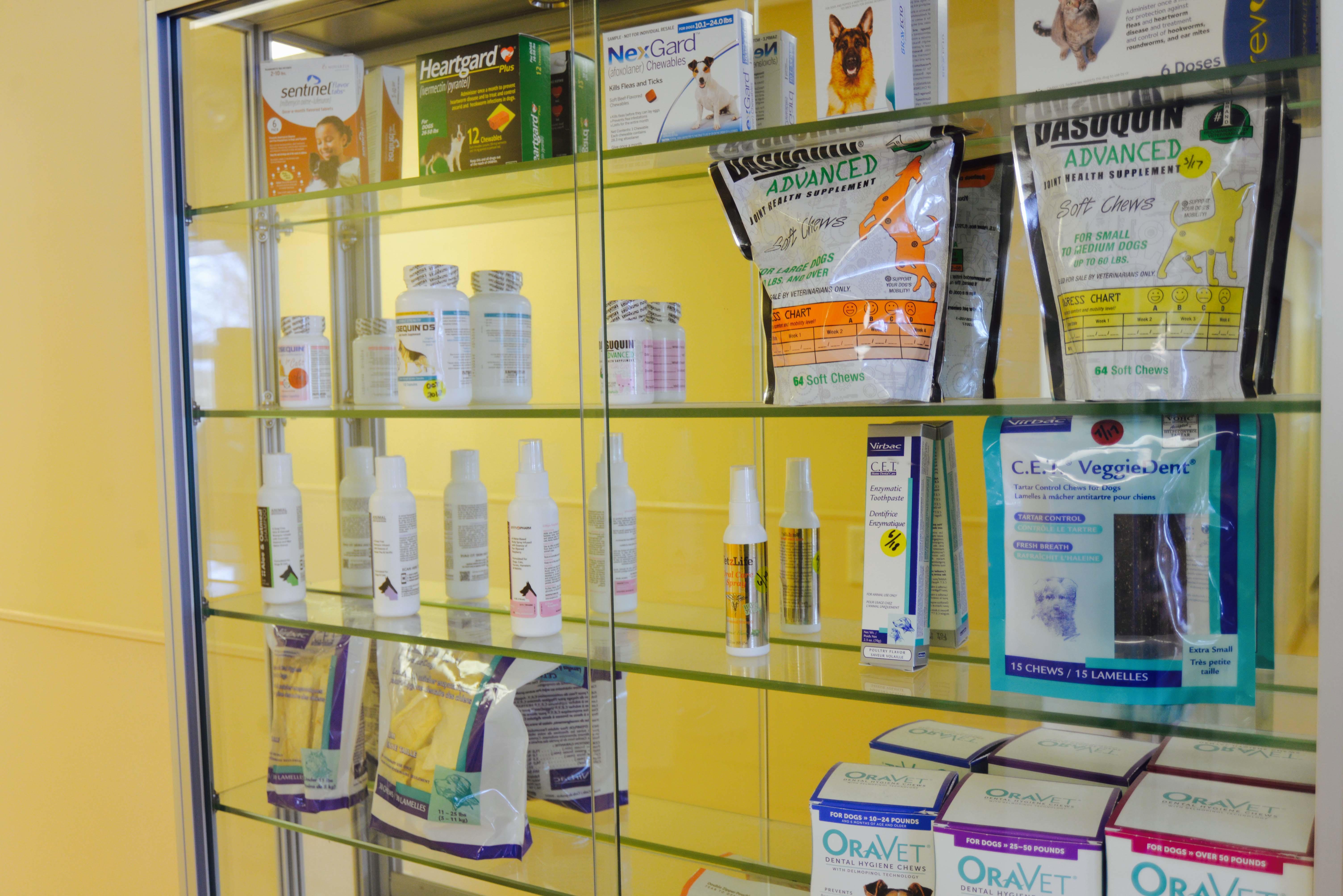 Our in-house pharmacy is conveniently stocked with veterinarian trusted pet products. Archer Veterinary Clinic Lemont (630)257-5121